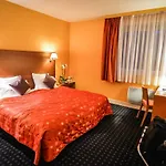 Hotell Restaurant Logis La Palette 3*