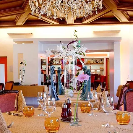 Hotell Logis Restaurant La Palette Wettolsheim