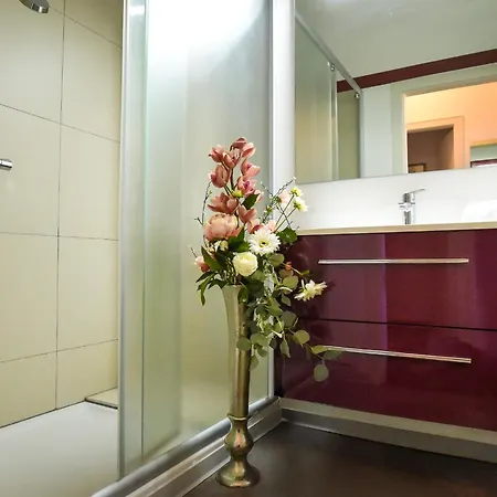 Logis Restaurant La Palette Hotell 3*