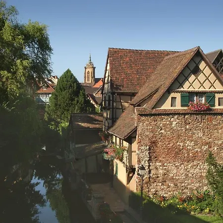 Logis Restaurant La Palette Hotell 3*