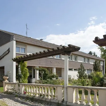 Hotell Logis Restaurant La Palette Wettolsheim