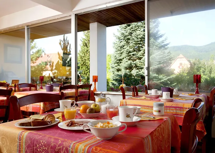 Restaurant Logis La Palette Hotell 3*