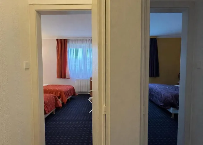 Restaurant Logis La Palette Hotell Wettolsheim