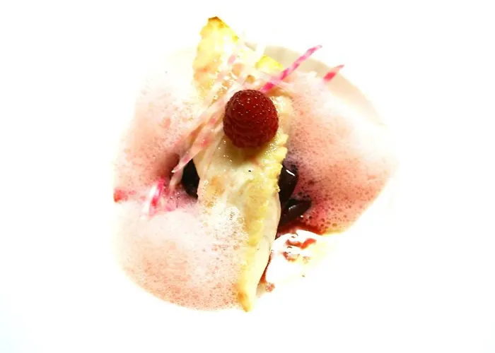 Restaurant Logis La Palette Hotell