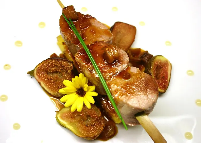 Restaurant Logis La Palette Hotell